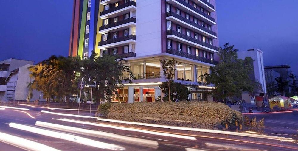 Amaris Embong Malang -